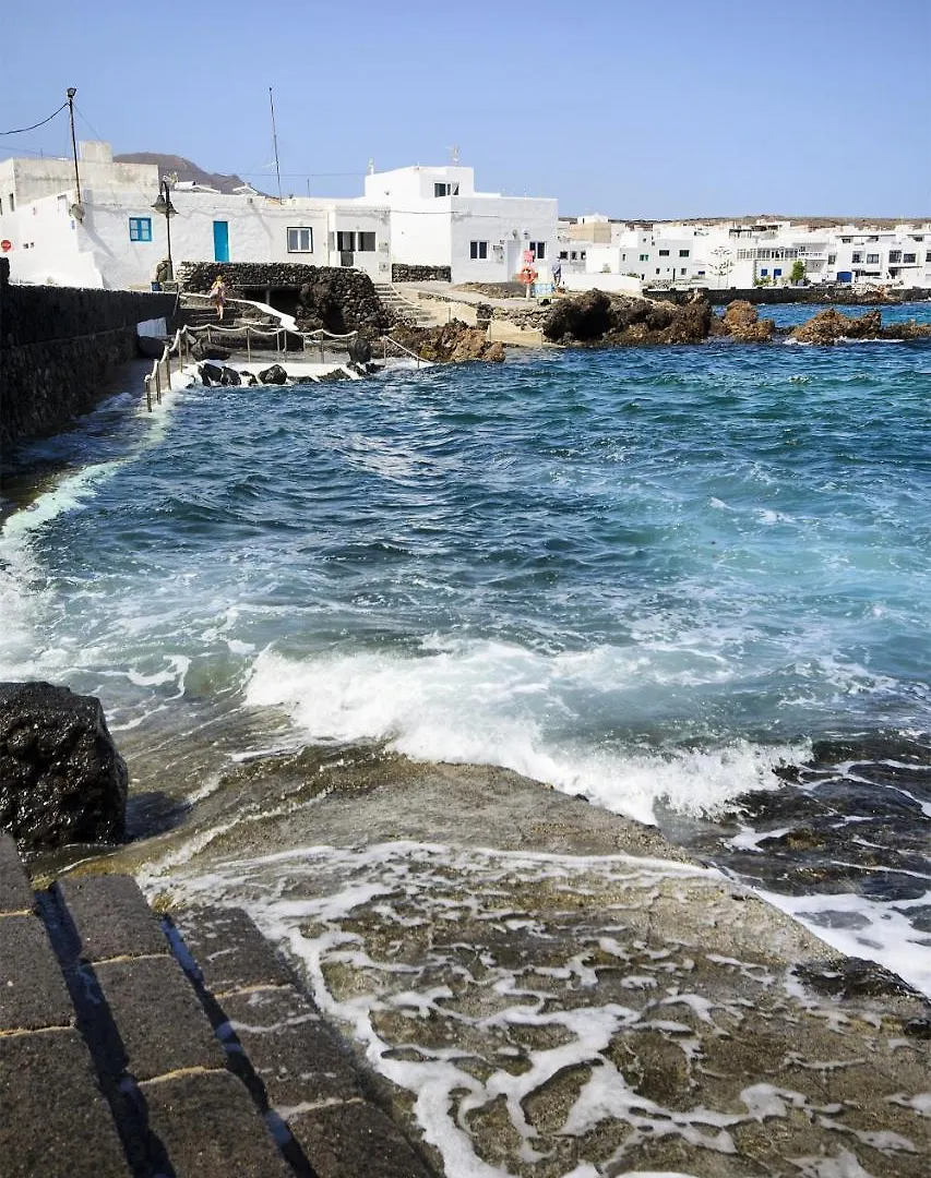 La Casa De Las Salinas Punta Mujeres Spain